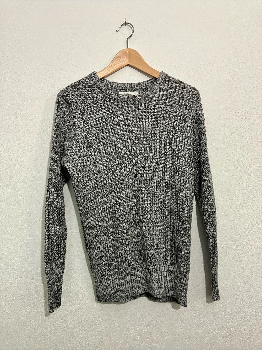 Abercrombie & Fitch Men's Marled Black & White Crewneck Sweater M/L